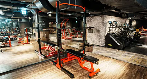 ジムエリア トレーニングマシン ハーフラック イメージ
