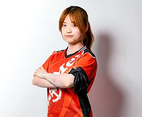トレーナーSsaki イメージ写真